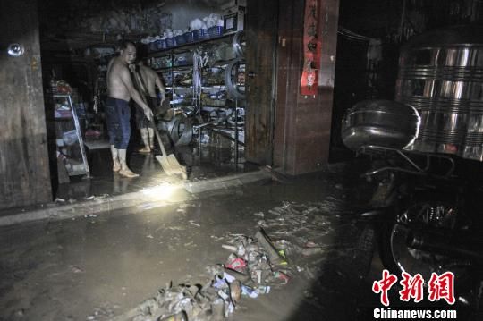 廣西桂平金田洪水圍困下游民眾 六萬人受災