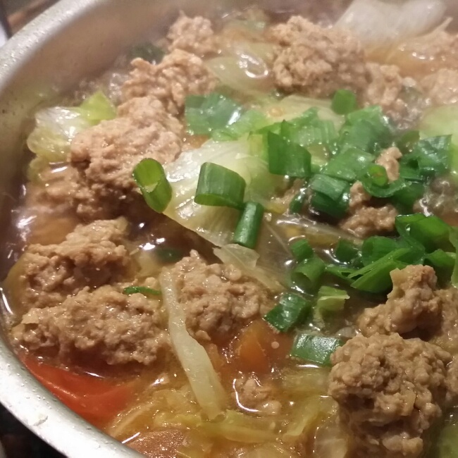 西生菜小肉丸子湯