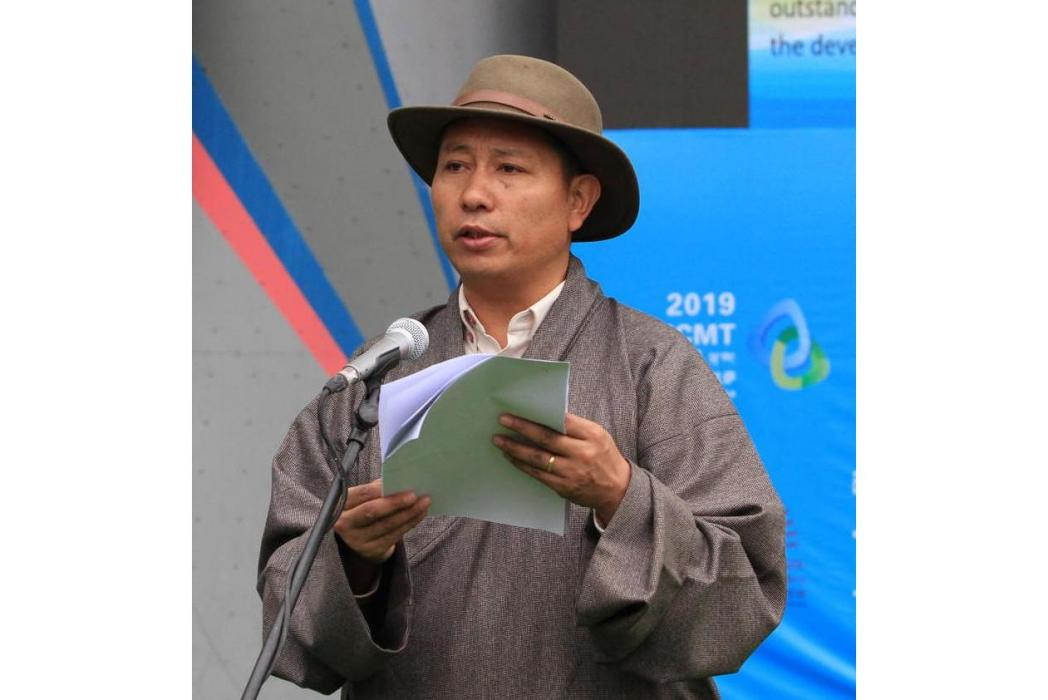 尼瑪次仁(西藏自治區體育局黨組副書記、局長) 尼瑪次仁(西藏自治區體育局黨組副書記、局長)