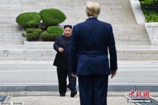 美國總統特朗普與朝鮮最高領導人金正恩在韓朝非軍事區見面