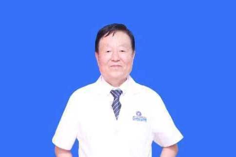 穆璀平 穆璀平