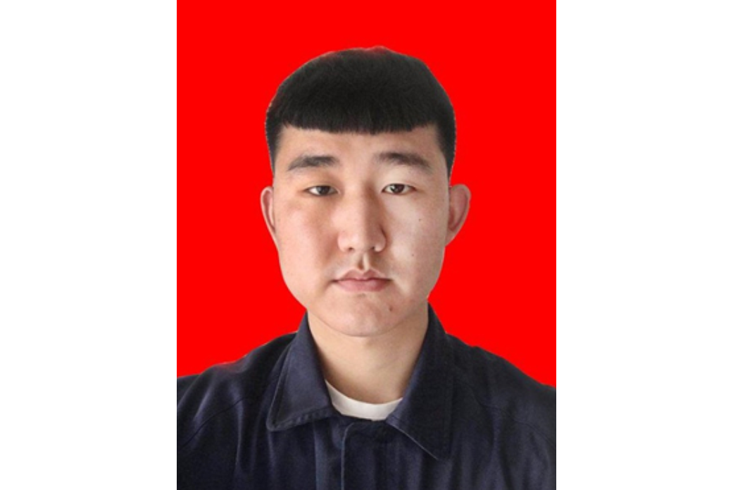 王成(長安馬自達發動機有限公司操作工) 王成(長安馬自達發動機有限公司操作工)