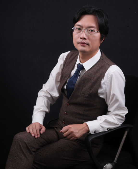 胡文賢(一級美術師) 胡文賢(一級美術師)