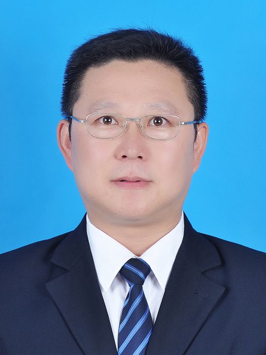 董泉(陝西省西安市閻良區政府辦公室副主任) 董泉(陝西省西安市閻良區政府辦公室副主任)