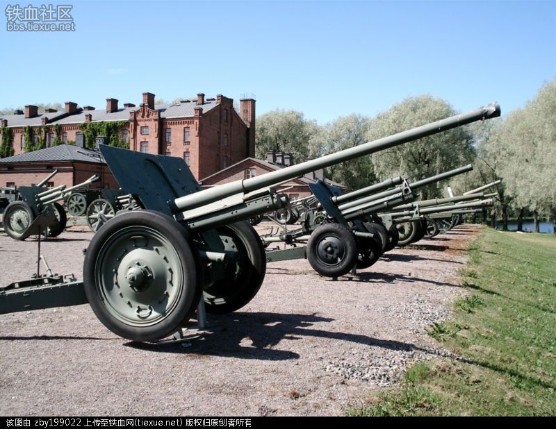 F22（M1936式）加農炮