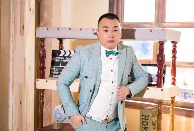 賈富營(中國內地男歌手) 賈富營(中國內地男歌手)