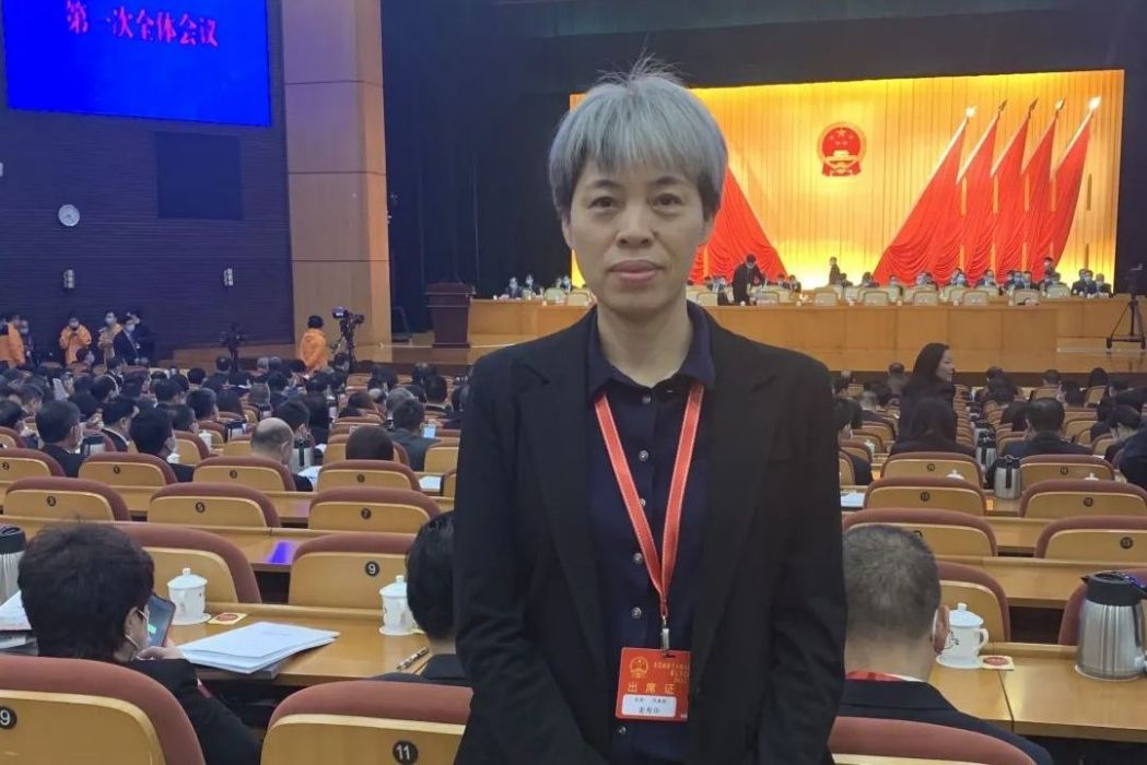 麥秀華(中國註冊會計師,宇瞳光學獨立董事) 麥秀華(中國註冊會計師,宇瞳光學獨立董事)