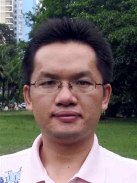 羅曉海(海南大學“2011十佳教師”) 羅曉海(海南大學“2011十佳教師”)