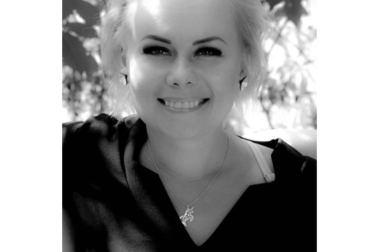 Leana Jalukse Leana Jalukse