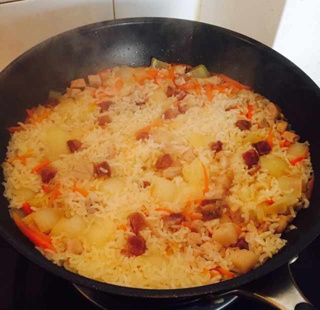 肉丁燴飯 肉丁燴飯