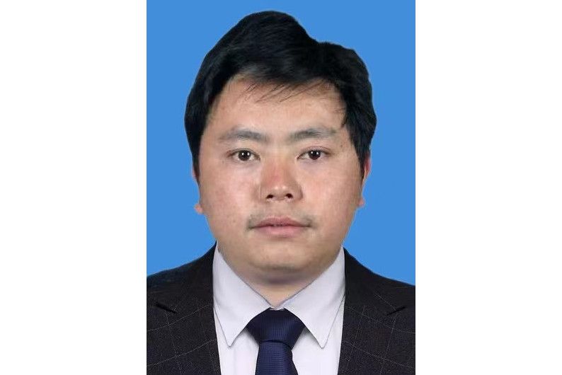 康斌(四川省甘孜州應急管理局黨委書記、局長)