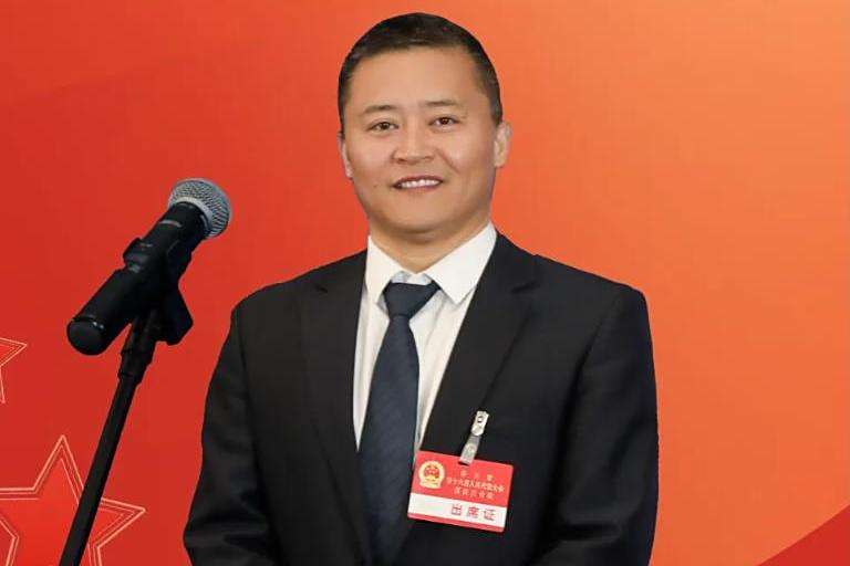 鄧志輝(江西省萍鄉市第三人民醫院院長) 鄧志輝(江西省萍鄉市第三人民醫院院長)