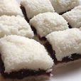 豆沙松糕 豆沙松糕
