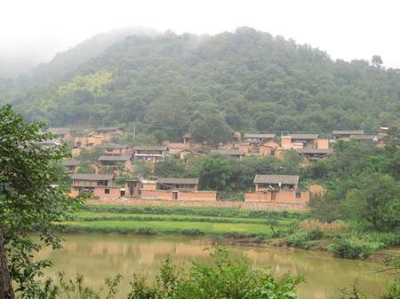 牛圏房村 牛圏房村