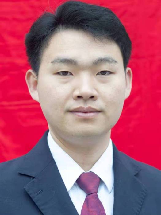 李彪(宜賓市南溪區人民政府黨組成員、副區長) 李彪(宜賓市南溪區人民政府黨組成員、副區長)