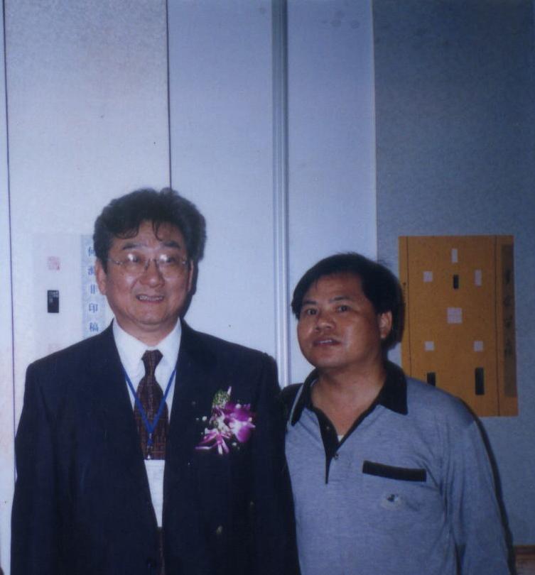與韓天衡先生（左）