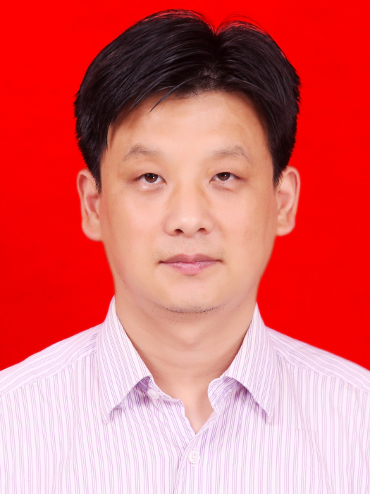 李岩(陝西省委宣傳部電影處副處長) 李岩(陝西省委宣傳部電影處副處長)