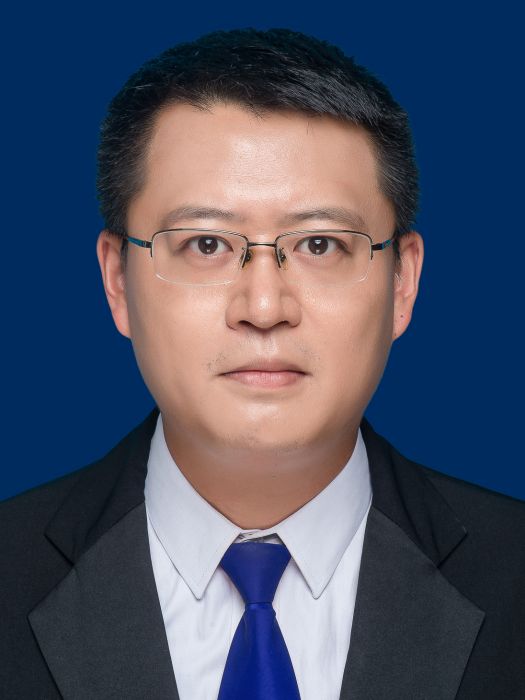 段然(四川省樂山高新技術產業開發區管委會融媒體中心副主任) 段然(四川省樂山高新技術產業開發區管委會融媒體中心副主任)