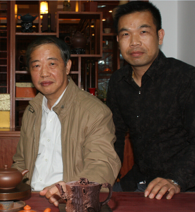 左：師傅吳群祥；右：許珉