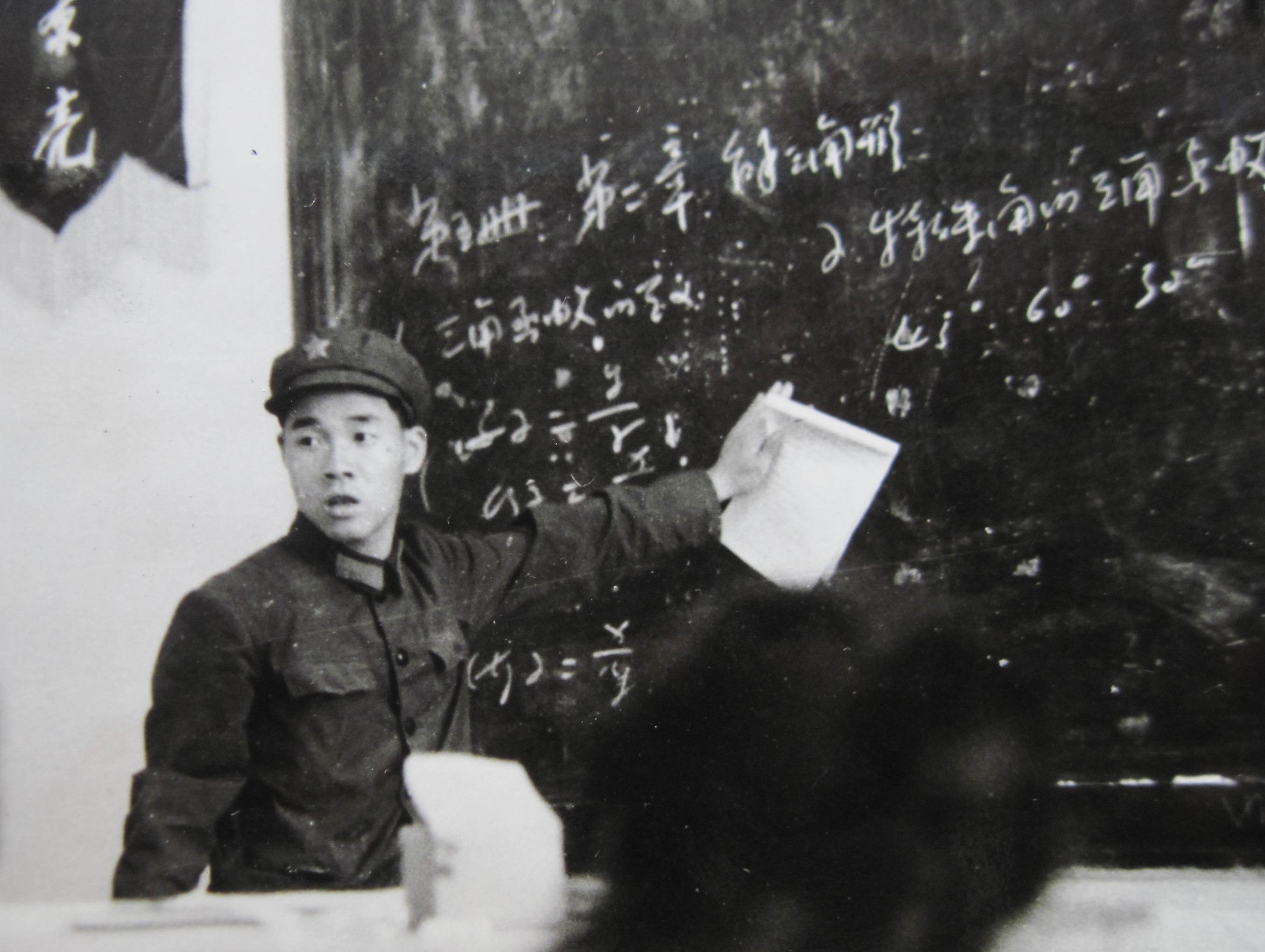 1981年侯豐勝在授課