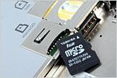 microSD卡插槽
