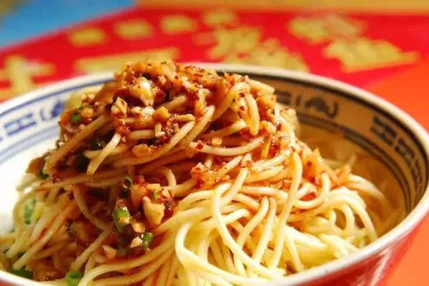 重口味涼麵