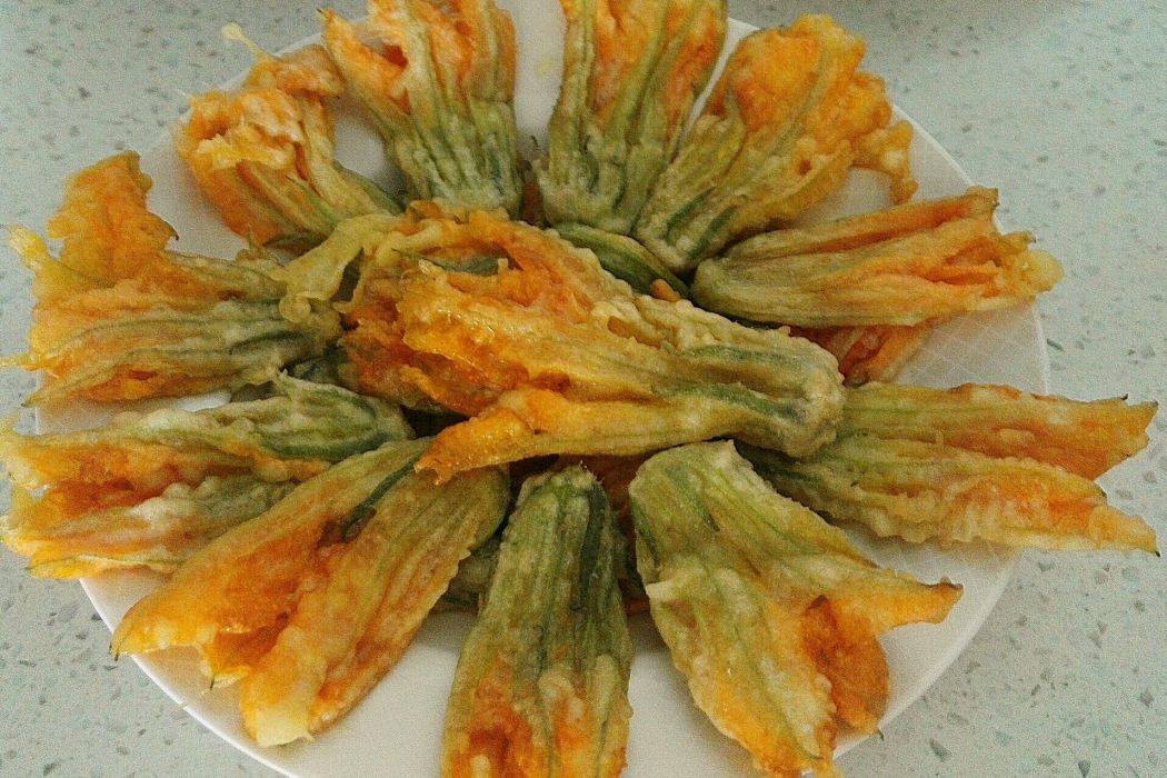 脆炸瓜花 脆炸瓜花