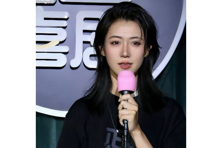 火鍋(節目《脫口秀和Ta的朋友們第二季》嘉賓) 火鍋(節目《脫口秀和Ta的朋友們第二季》嘉賓)