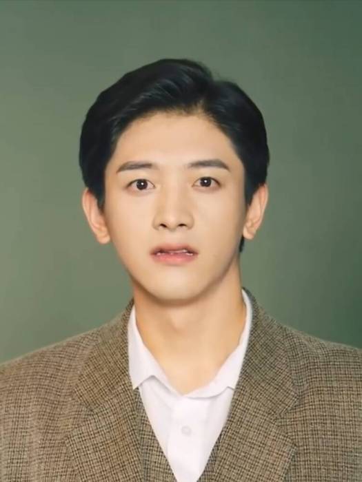 唐哲(《錯愛雙生》中的角色,由黃逍飾演) 唐哲(《錯愛雙生》中的角色,由黃逍飾演)