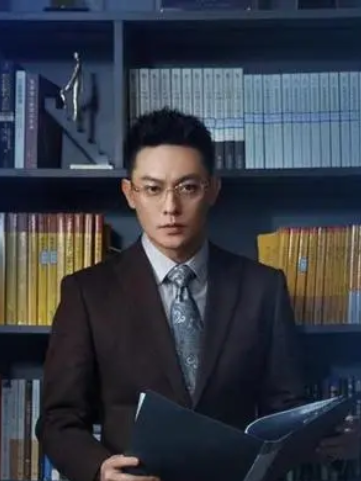 阮曄(《理智派生活》中由賀彬飾演的職場角色)
