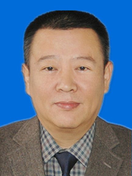 陳曉峰(遼寧省葫蘆島市興城市自然資源局黨組成員、副局長) 陳曉峰(遼寧省葫蘆島市興城市自然資源局黨組成員、副局長)