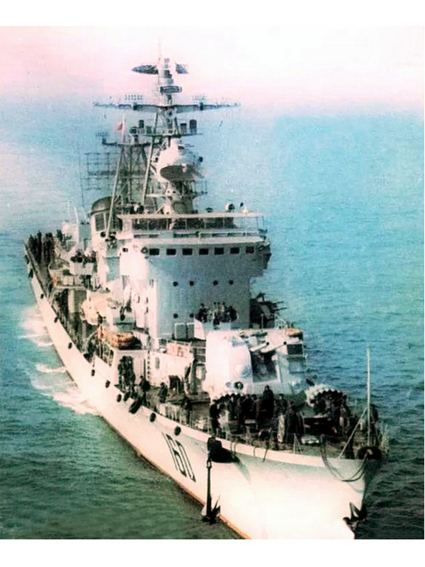 廣州號驅逐艦(051型驅逐艦，舷號160)