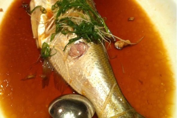 油浸白魚