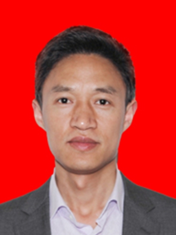 李國洲(萬源市常委、組織部部長) 李國洲(萬源市常委、組織部部長)