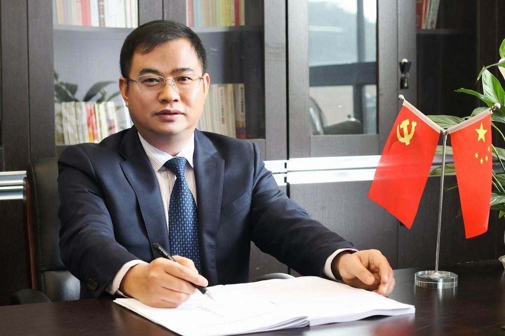 張毅(重慶財經學院黨委書記、政府督導專員)