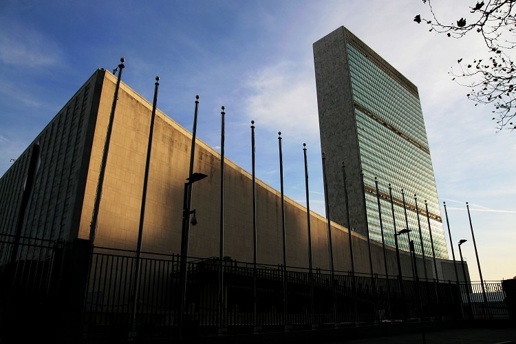 夕陽下的聯合國總部