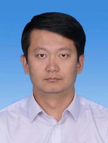 王宇飛(內蒙古自治區鄂爾多斯市農牧局黨組成員、副局長)