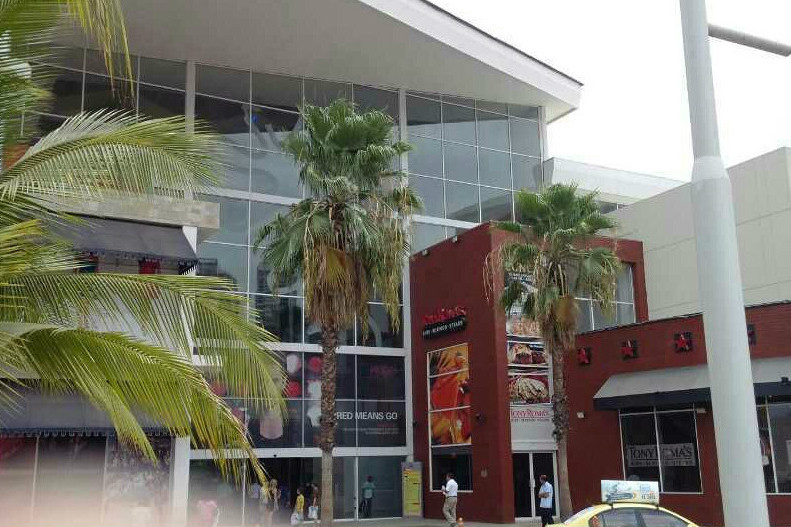 Multiplaza Pacific Multiplaza Pacific