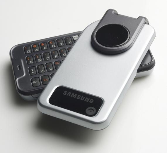 三星SGH-P110 三星SGH-P110