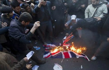 11·29伊朗示威者衝擊英國使館事件