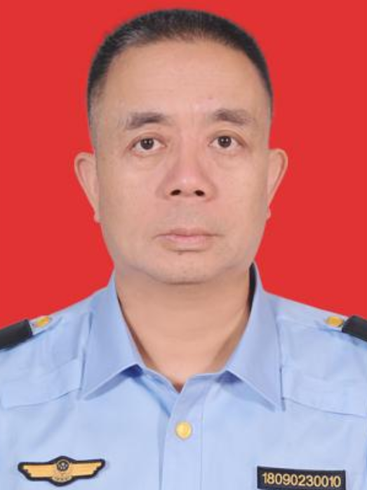 劉平(常德市鼎城區人大教育科學文化衛生委員會副主任委員)