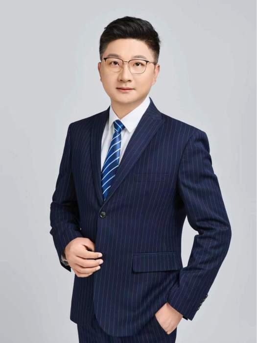 王春雷(徐州律師) 王春雷(徐州律師)