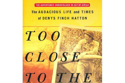 too close to the sun(2009年Random House US出版的圖書) too close to the sun(2009年Random House US出版的圖書)