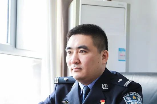 張明偉(聊城市公安局經濟開發區分局民警) 張明偉(聊城市公安局經濟開發區分局民警)