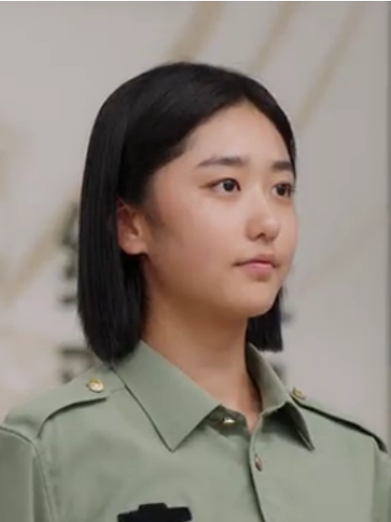 高玥(軍旅劇《榮耀青春》中的角色) 高玥(軍旅劇《榮耀青春》中的角色)