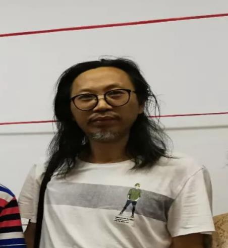 熊輝(中華燈謎學術委員會成員) 熊輝(中華燈謎學術委員會成員)