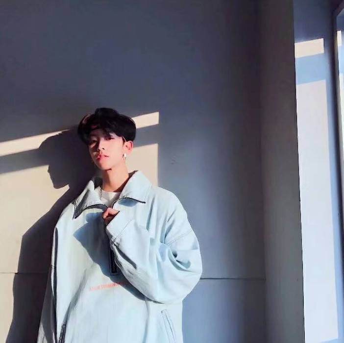 黑桃K(中國內地男歌手) 黑桃K(中國內地男歌手)