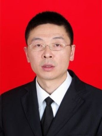 趙向陽(四川省綿陽市經濟和信息化局黨組成員、副局長、二級調研員) 趙向陽(四川省綿陽市經濟和信息化局黨組成員、副局長、二級調研員)