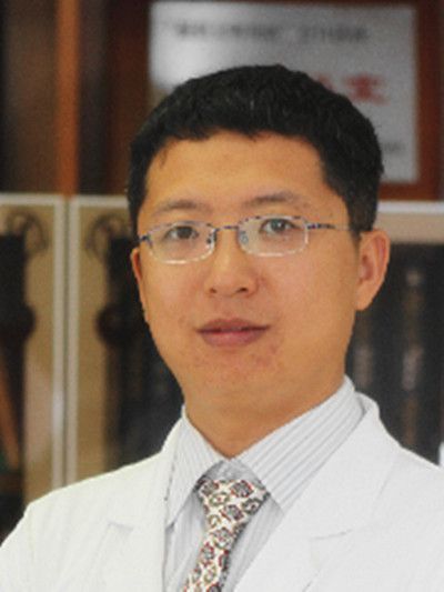 李廣學(北京大學人民醫院整形美容科副主任醫師) 李廣學(北京大學人民醫院整形美容科副主任醫師)