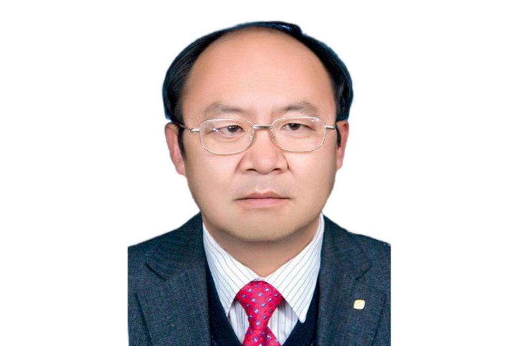 李萬峰(青海省海東市民和縣人民醫院院長) 李萬峰(青海省海東市民和縣人民醫院院長)